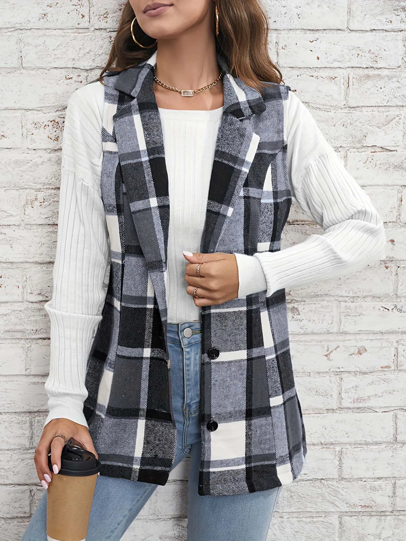 Women's elegant multicolored plaid spring and autumn vest